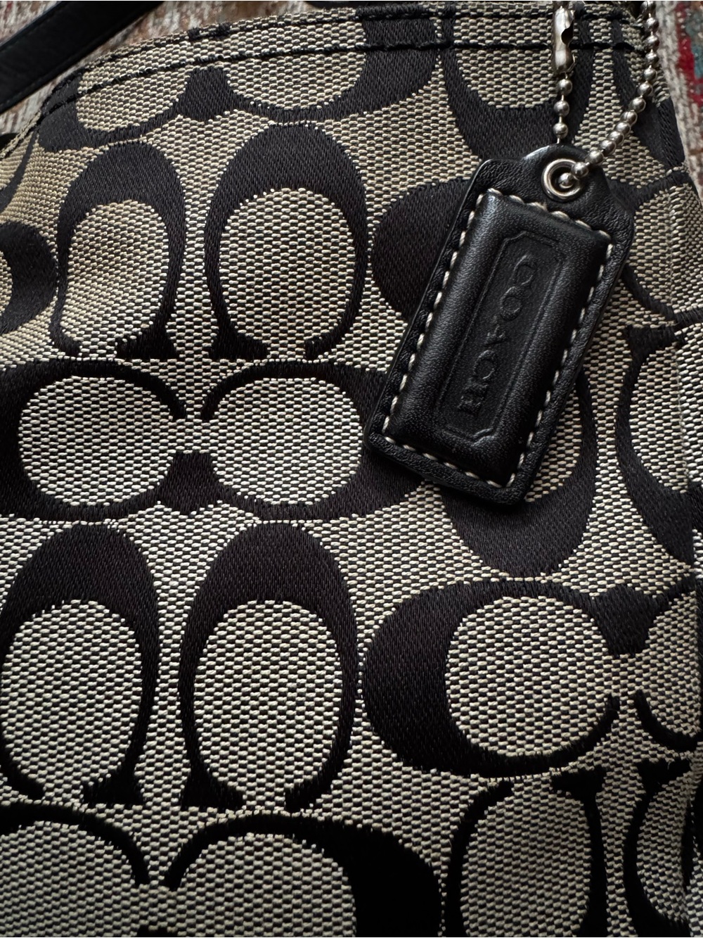 Coach Hamptons signature clip satchel black and gray with silver hardware - Picture 3 of 10